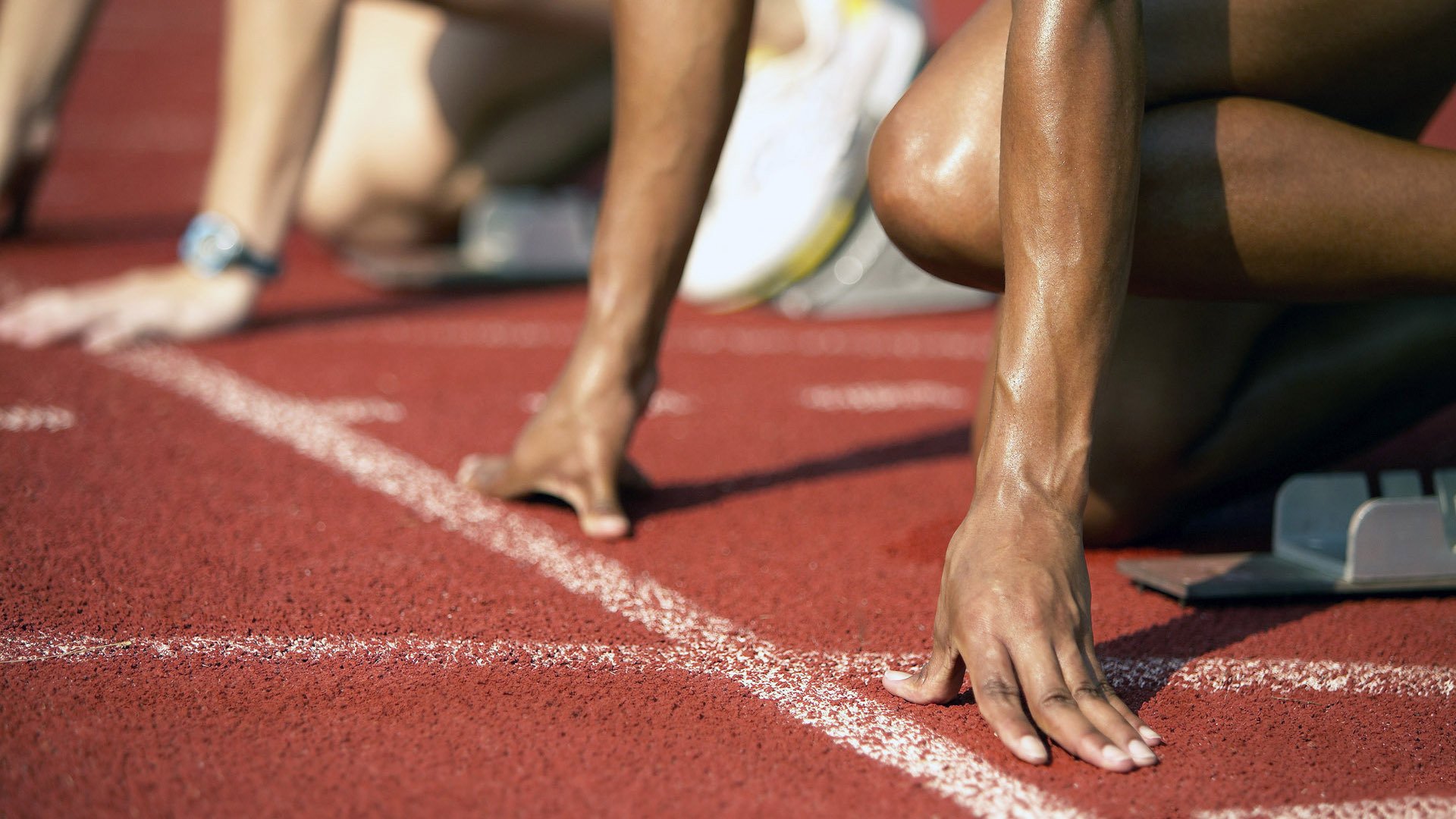 中国足球职业联赛裁判员技术培训成效显著，2021足球裁判员培训报名